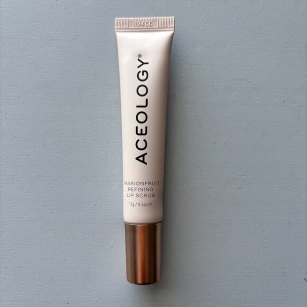 Aceology Passionfruit Refining Lip Scrub Full Size Brand New